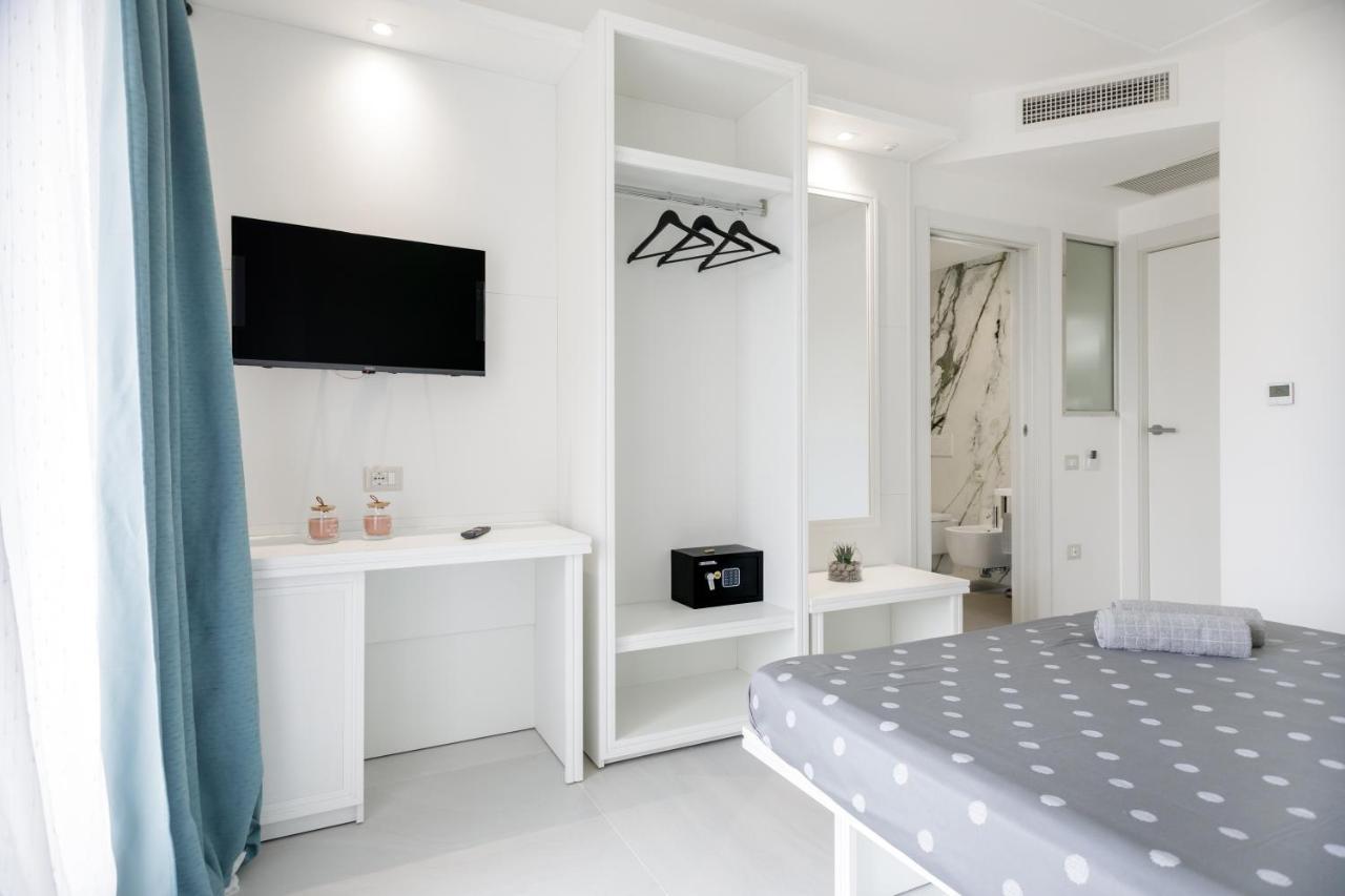 Crabonaxa Suites Villasimius Exterior photo