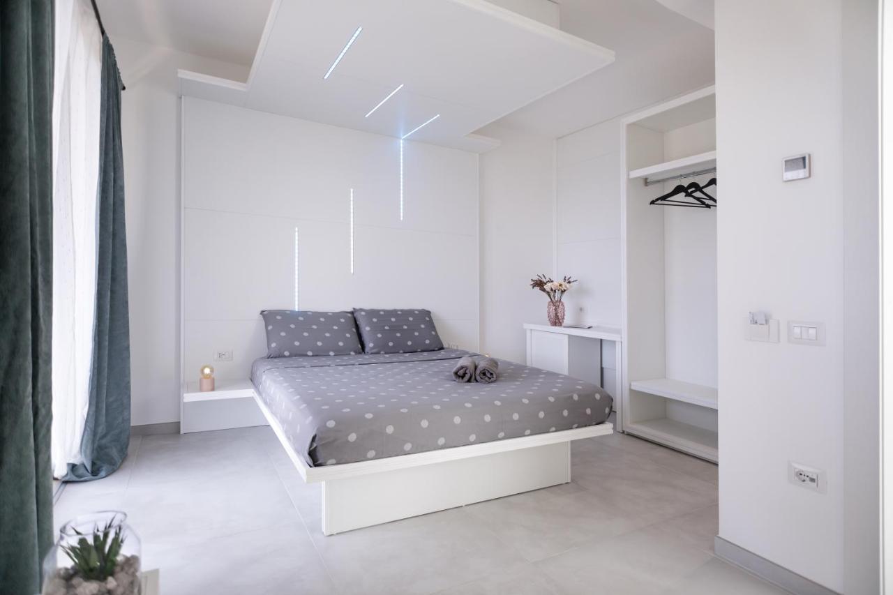 Crabonaxa Suites Villasimius Exterior photo